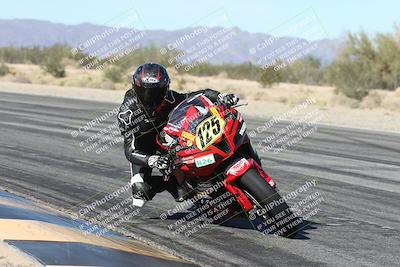 media/Dec-04-2025-Racers Edge (Thu) [[5ebc9f124d]]/3-B Group/3-Session 2 (Turn 7 Inside)/